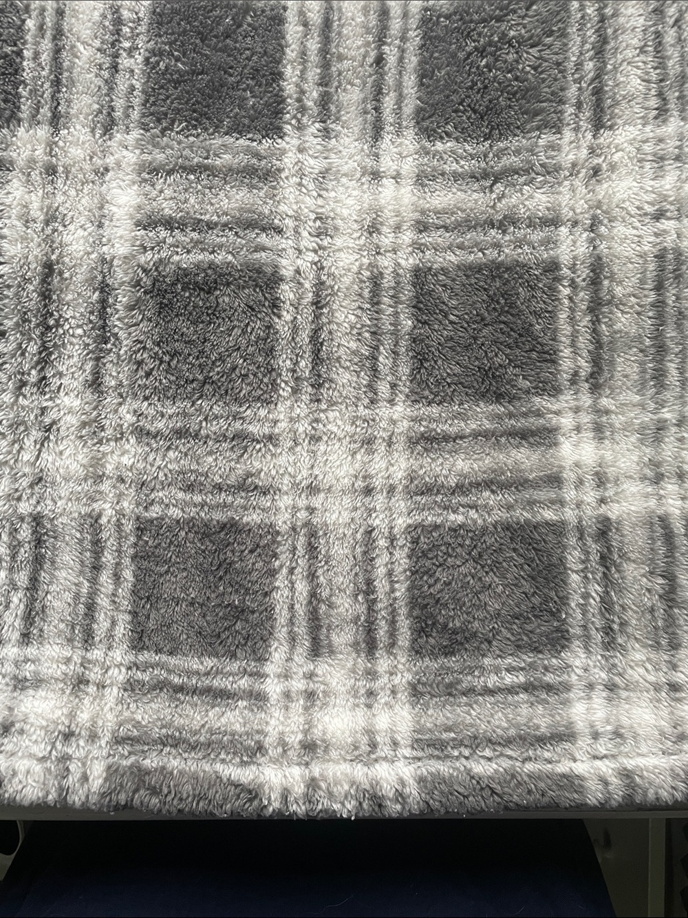 Fleece Throw Blanket - Grey & White Plaid